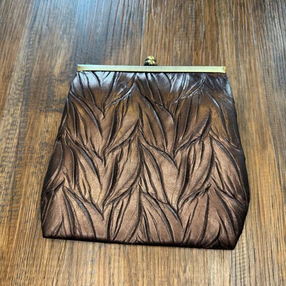 Jessica McClintock Textured Brown Shoulder Bag - Picture 8 of 9